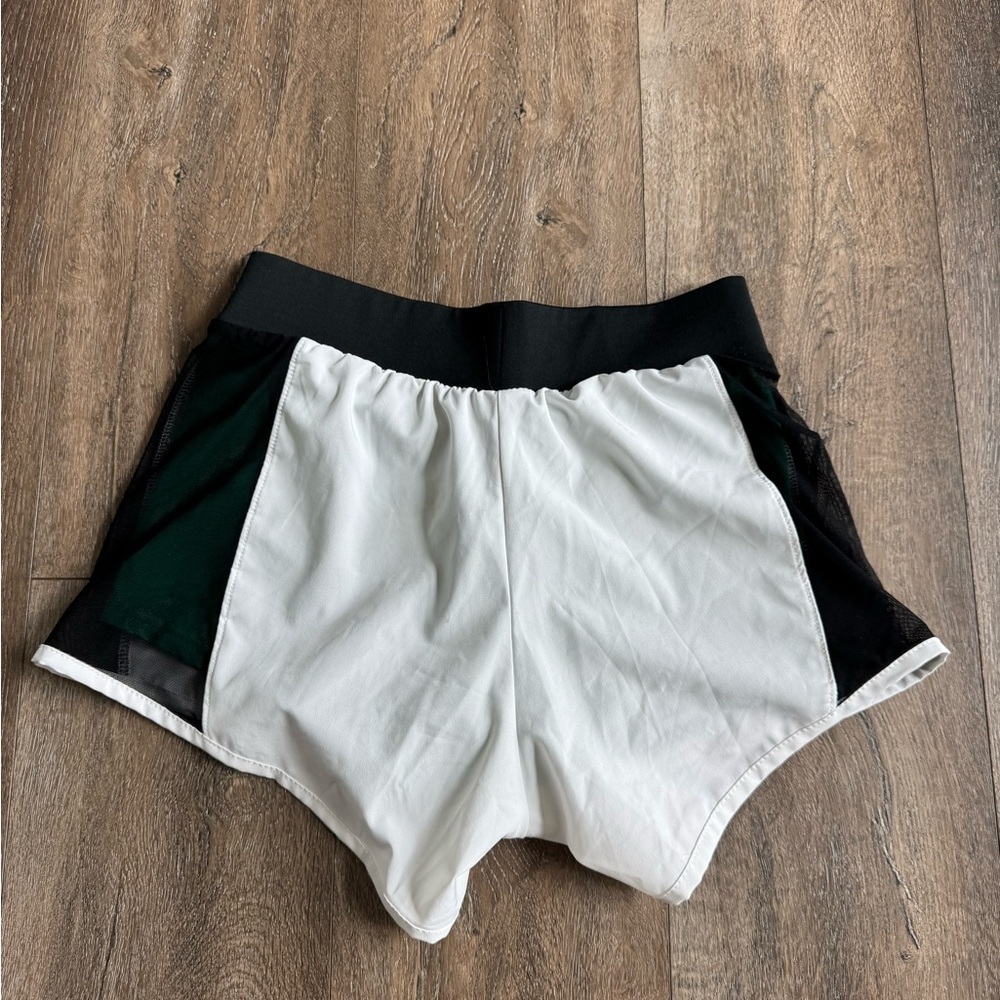 Varsity Shorts White w/ green shorts Women’s size small - Picture 5 of 7